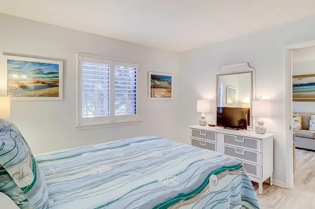 Bedroom at Fiddler’s Cove 12G